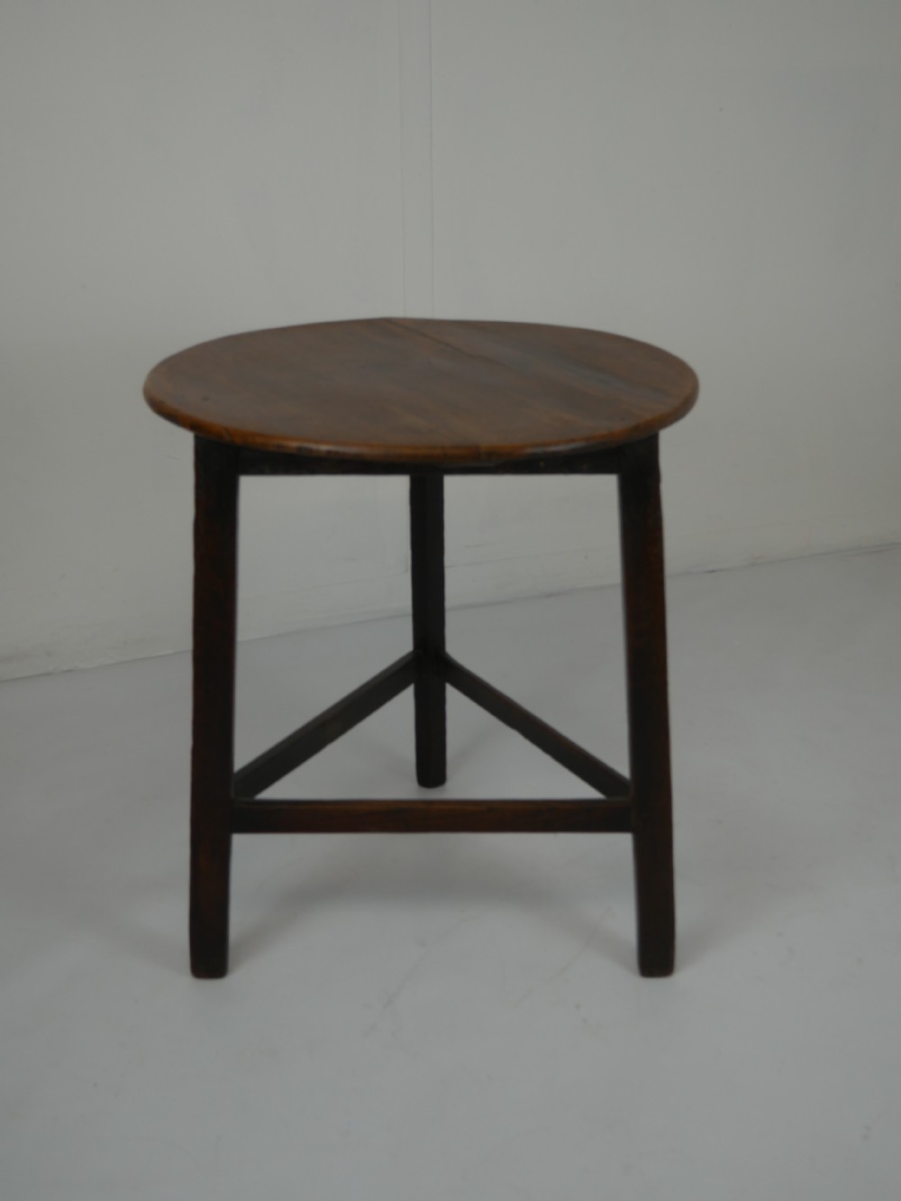 English 1800's Oak Cricket Table View VIII