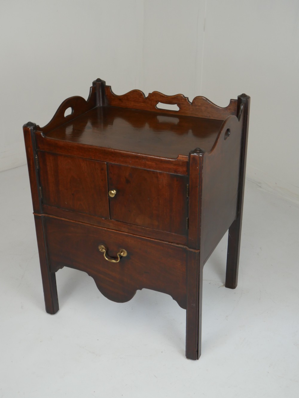 Antique Georgian Bedside Cupboard