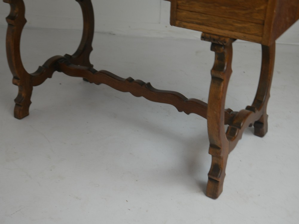 Oak Dressing Table & Stool View III