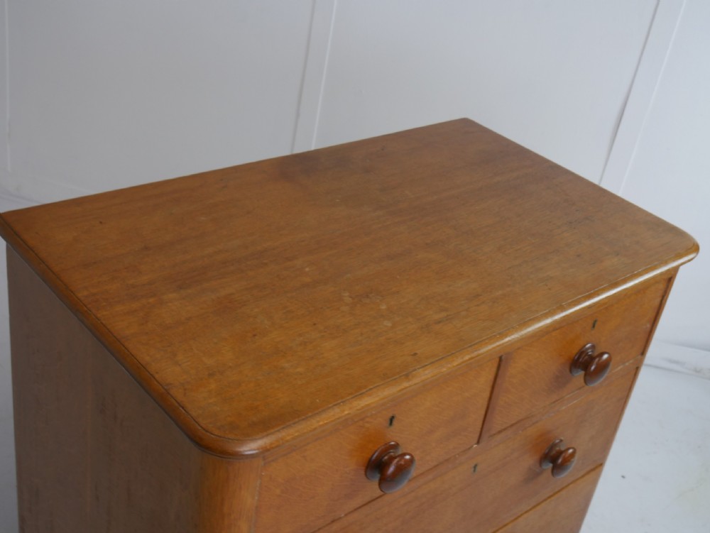 Small Oak Chest of Drawers Yorkshire View VI