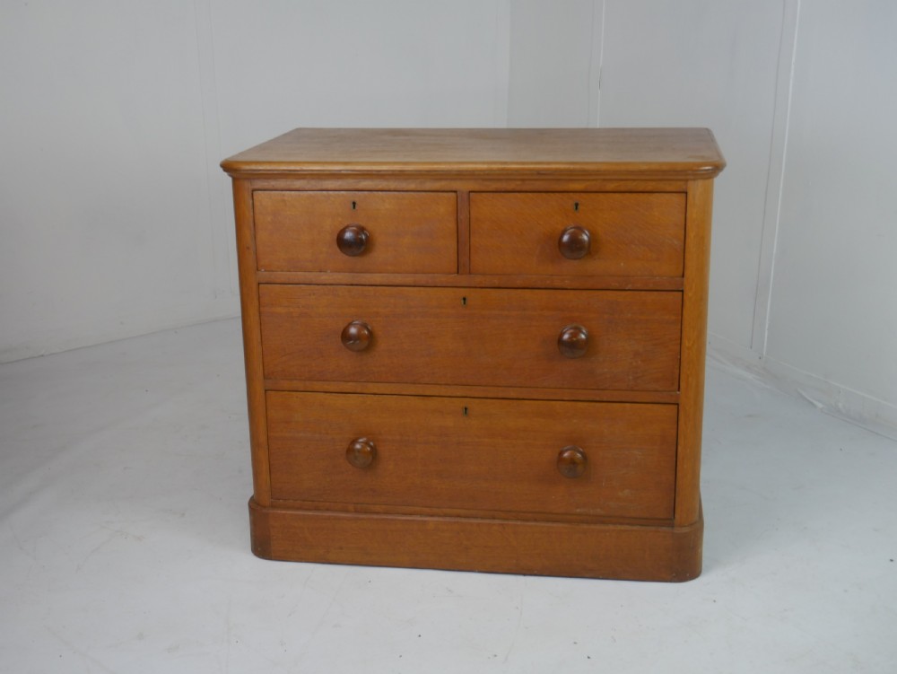 Small Oak Chest of Drawers Yorkshire View XI