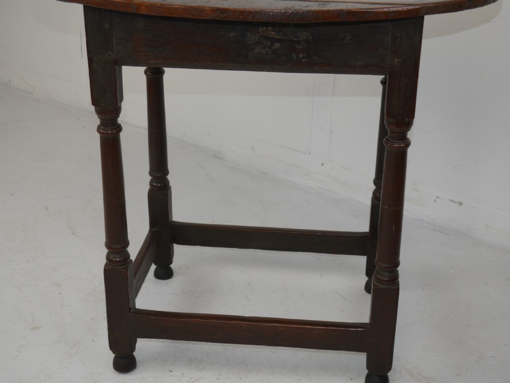 Small Oak Table Dated 1700 View VI
