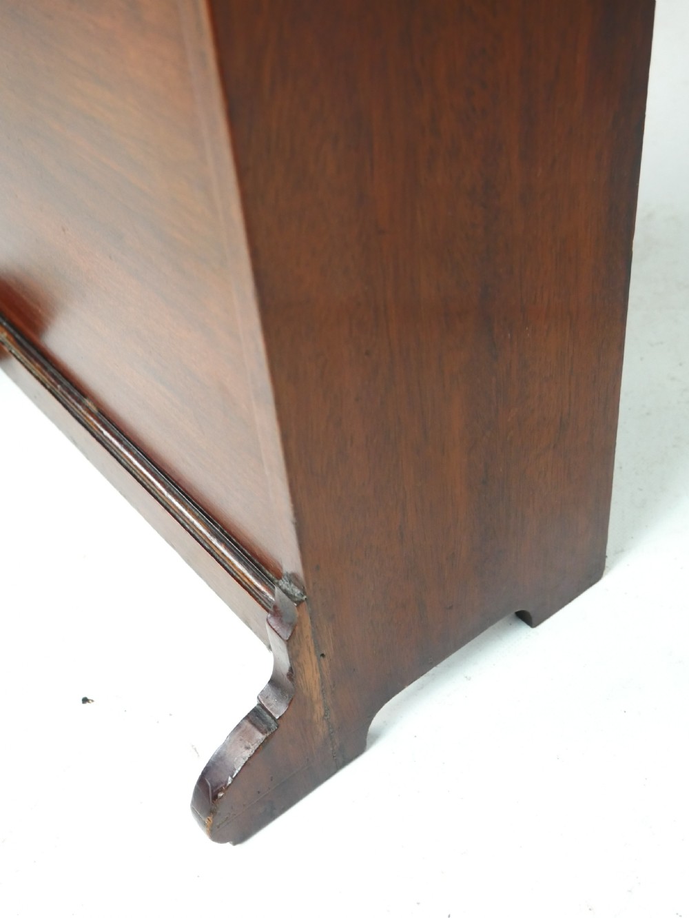 1920's Magazine Rack View IV