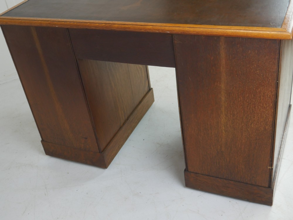 19thC Oak Kneehole Desk View XIV