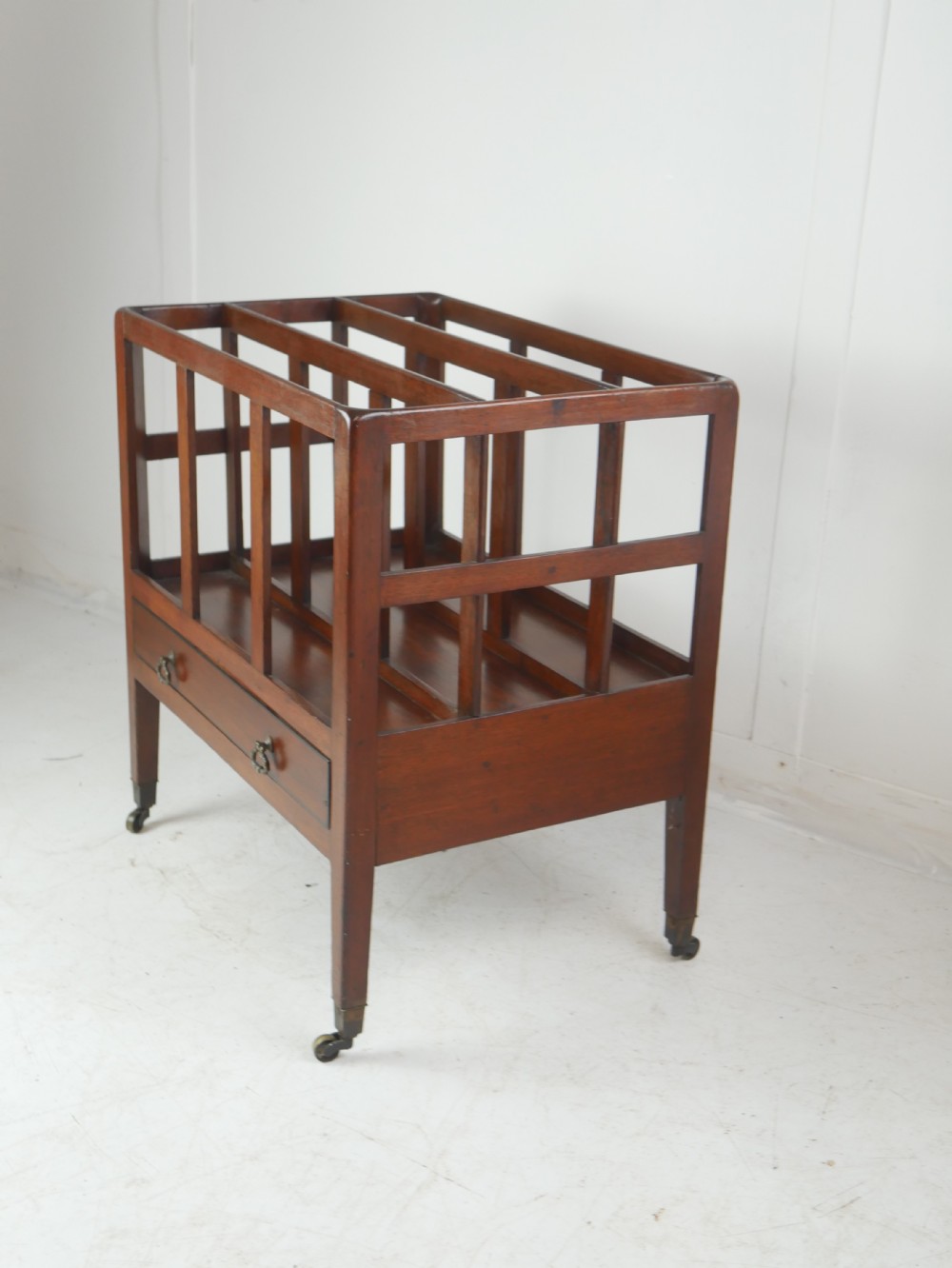Regency Canterbury Magazine Stand