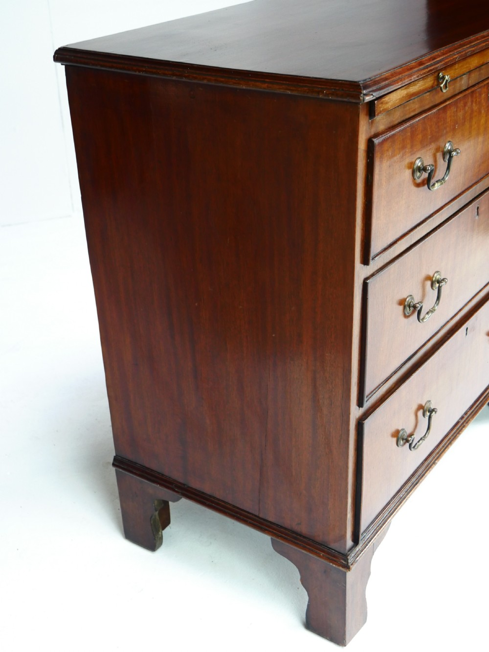 Small Chest of Drawers 71.5cm Wide View VIII