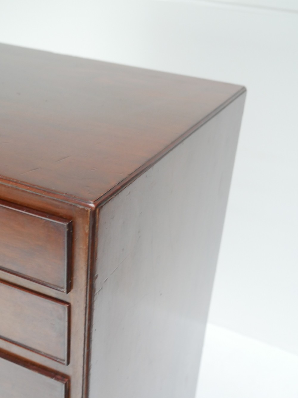 Large Heals Chest of Drawers View X