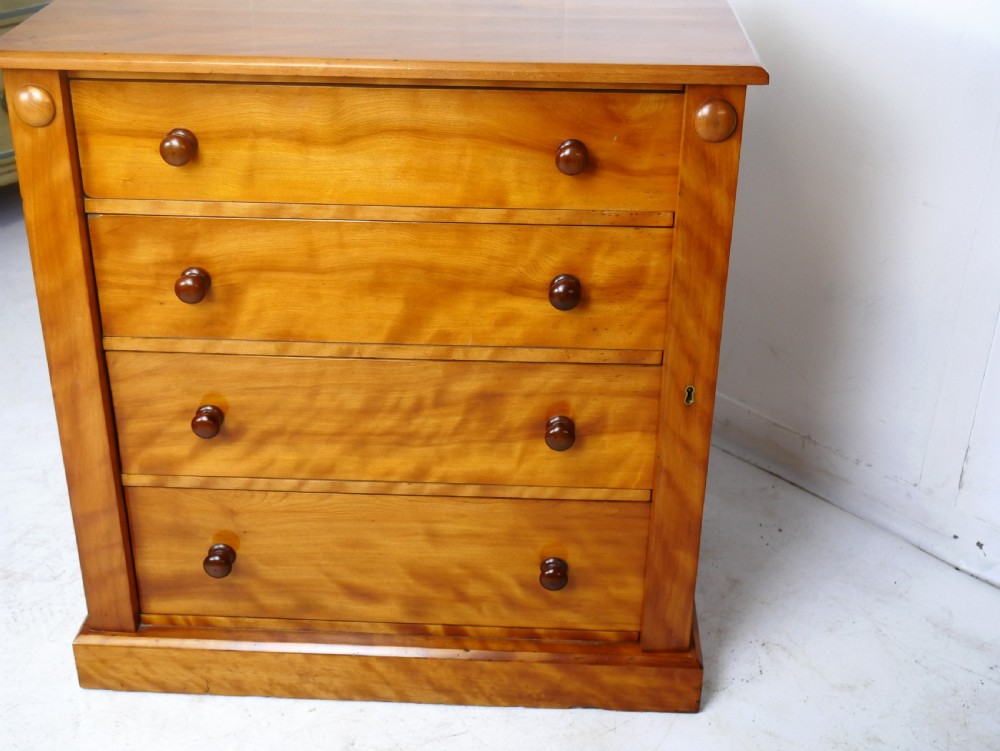Chest of Drawers View VII