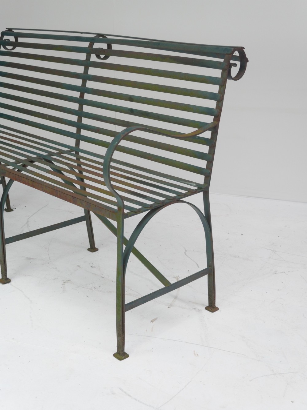 Strapwork Garden Bench View II