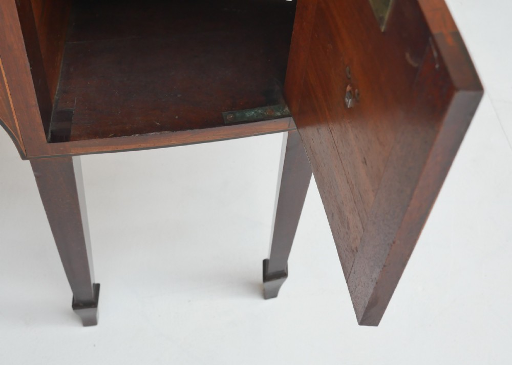 Small Georgian Bow Sideboard View VII