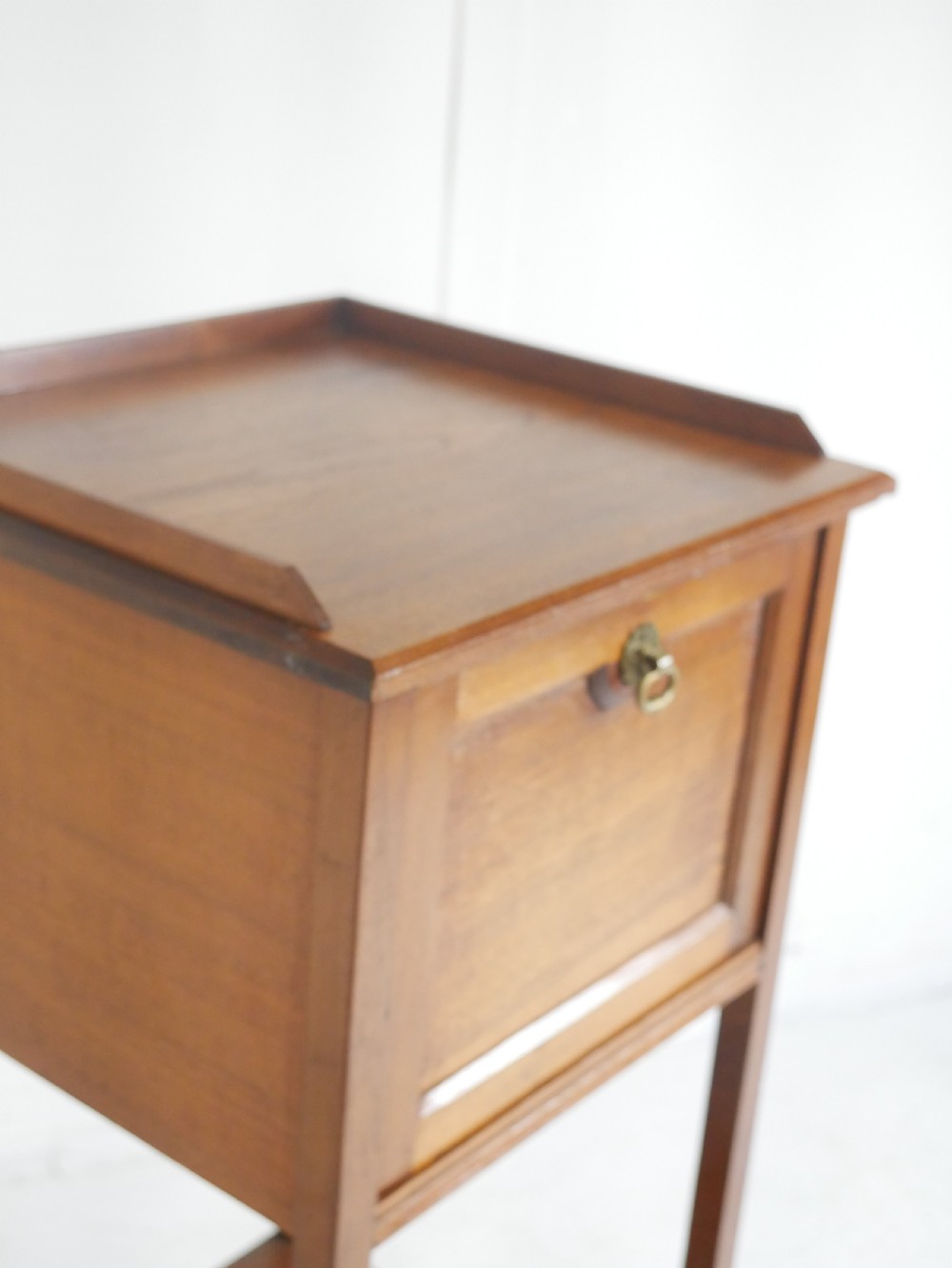 Bedside Locker Holland & Sons View VI