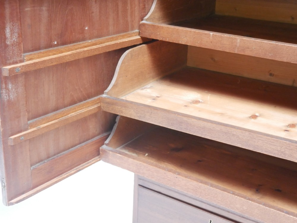 18th Century Linen Press View II