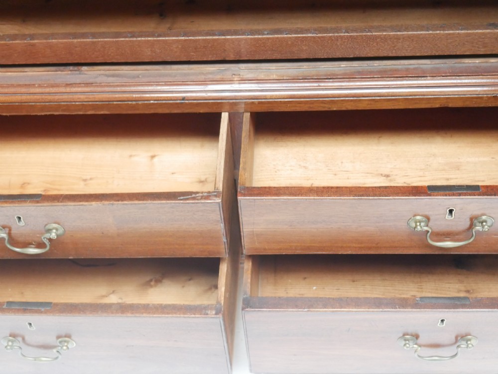 18th Century Linen Press View V