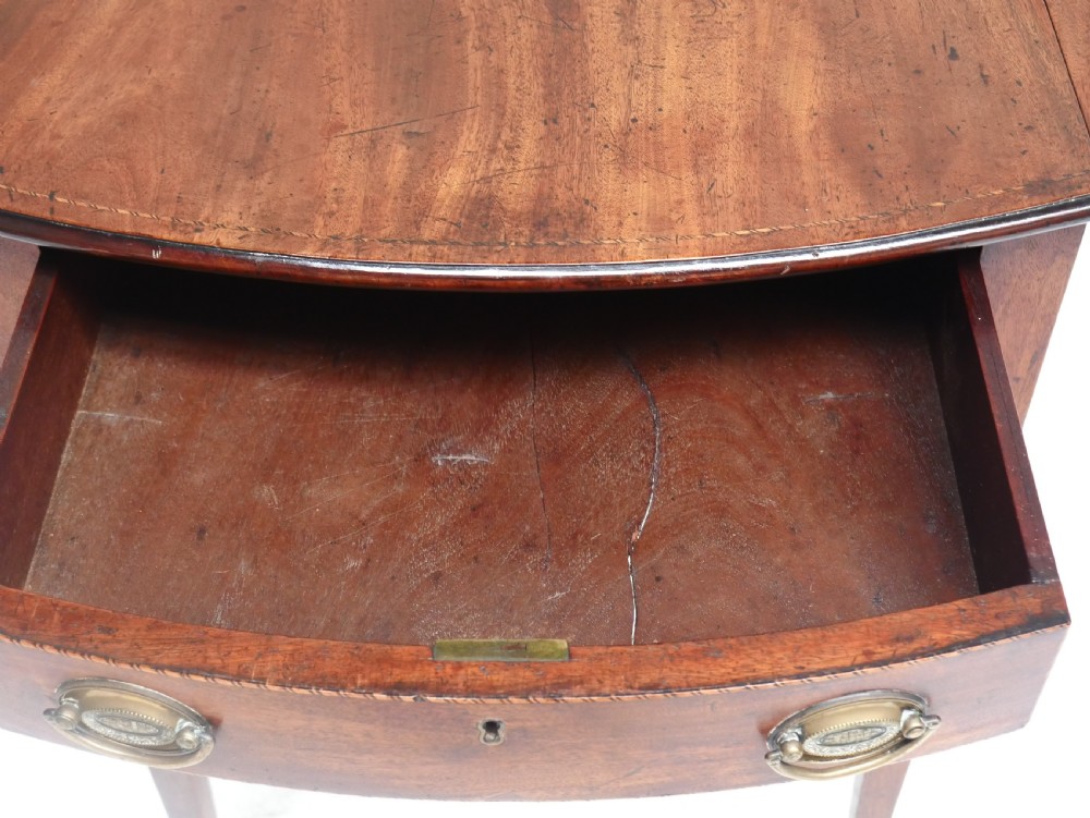 18th century Pembroke Table View V
