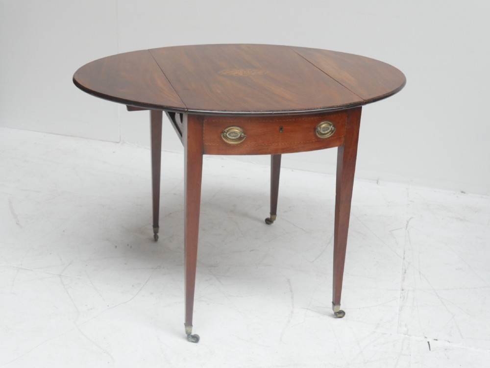 18th century Pembroke Table View XI