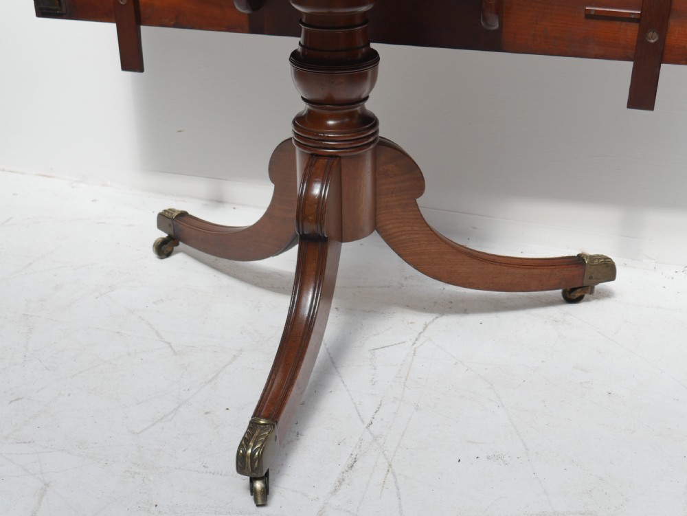 Regency three pillar dining table View XI