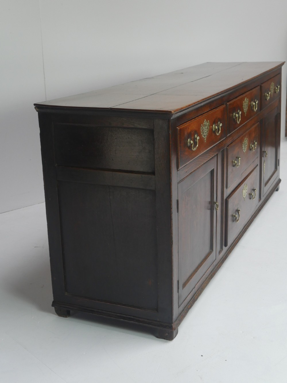 Large18th Century Oak Dresser View VIII