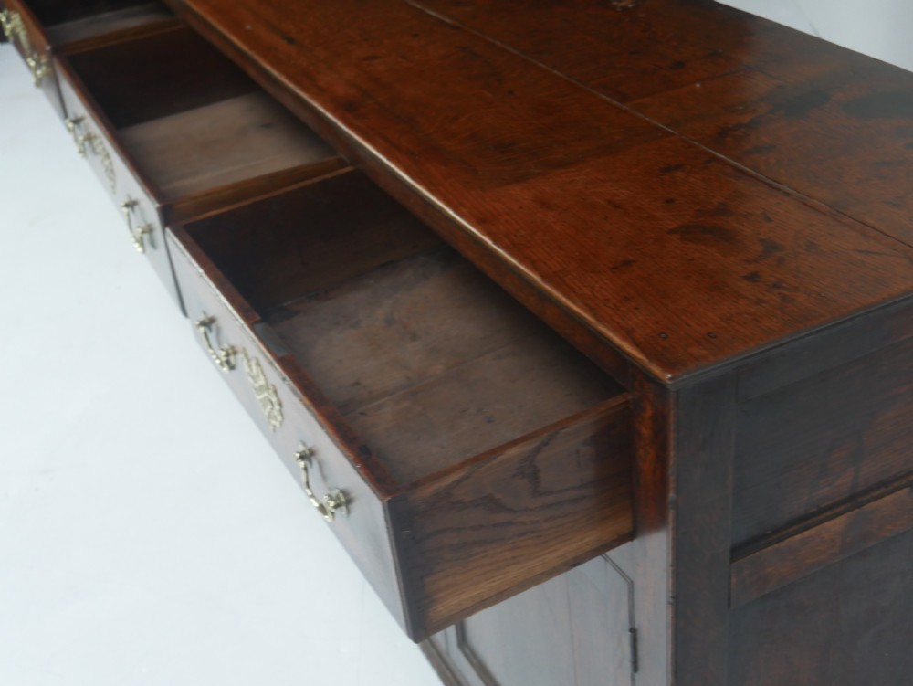 Large18th Century Oak Dresser View VI