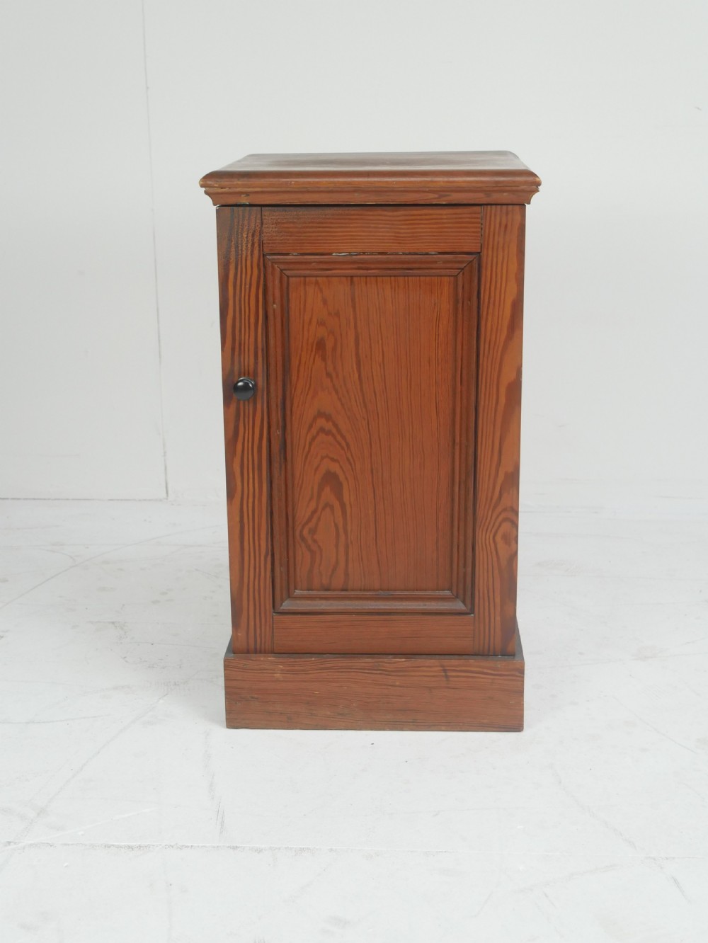 1900's Bedside Locker