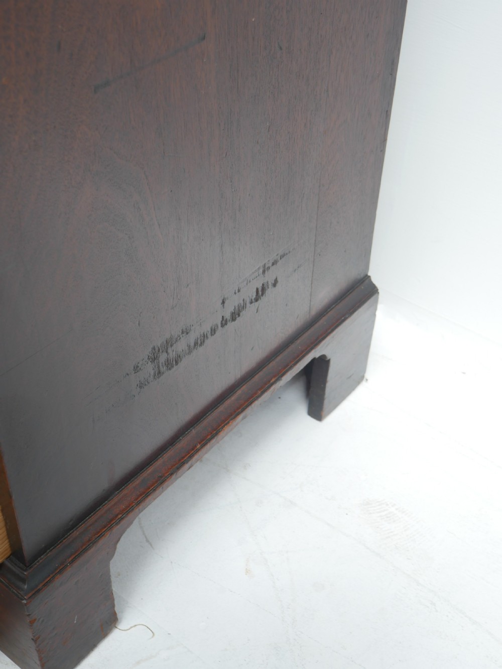Caddy Top Chest of Drawers View IX