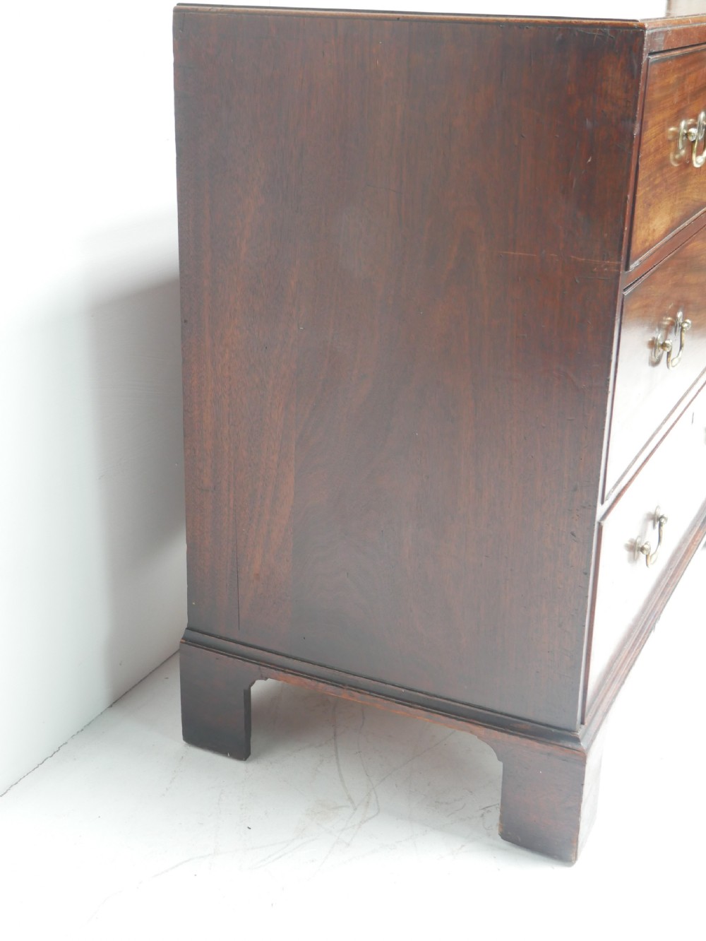 Caddy Top Chest of Drawers View X