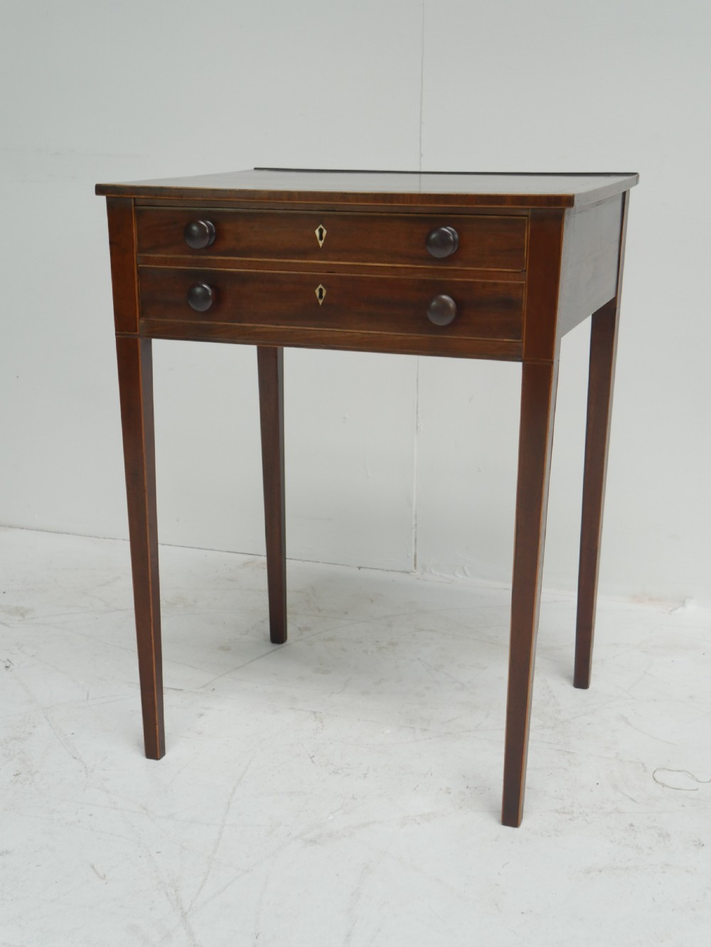 Sheraton Period Lamp Side Table View XI