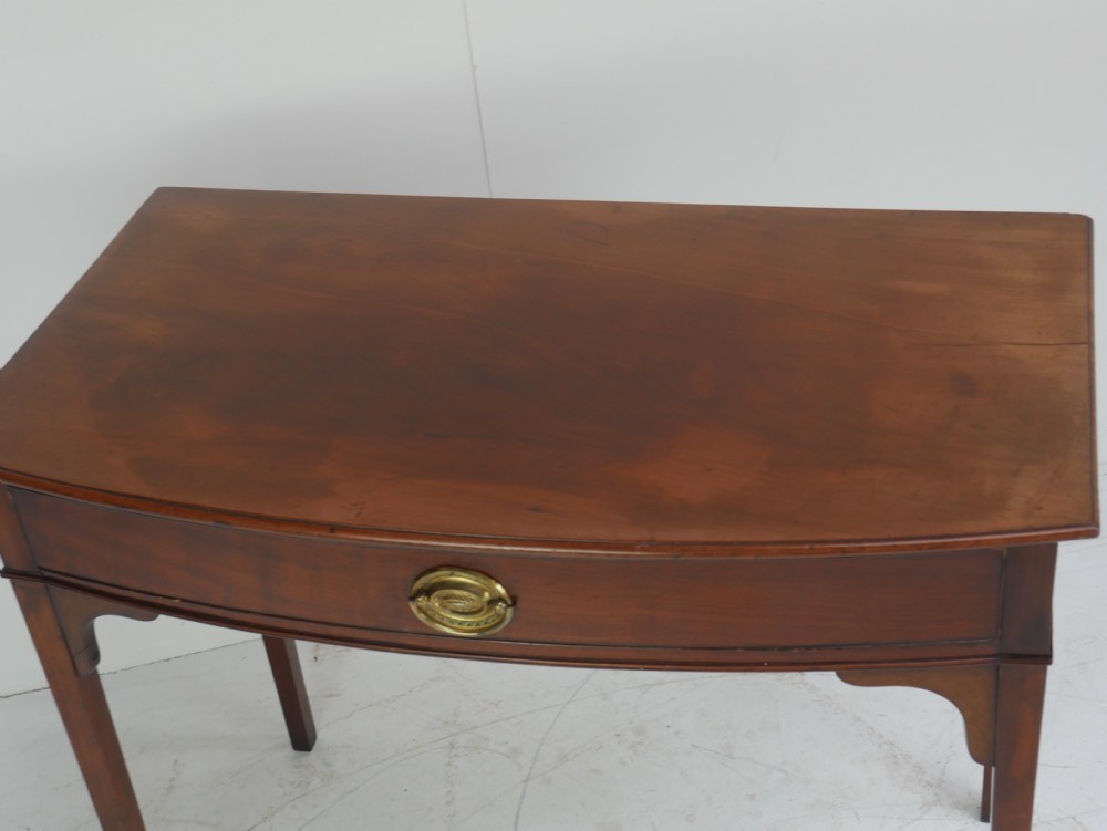 English 18thC Bow Side Table View XIV