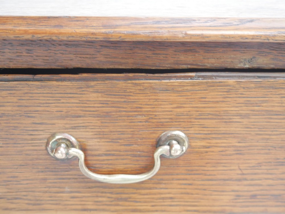 Small Georgian Oak Chest of Drawers 78cm Wide View II