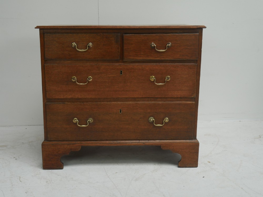 Small Georgian Oak Chest of Drawers 78cm Wide View XIII