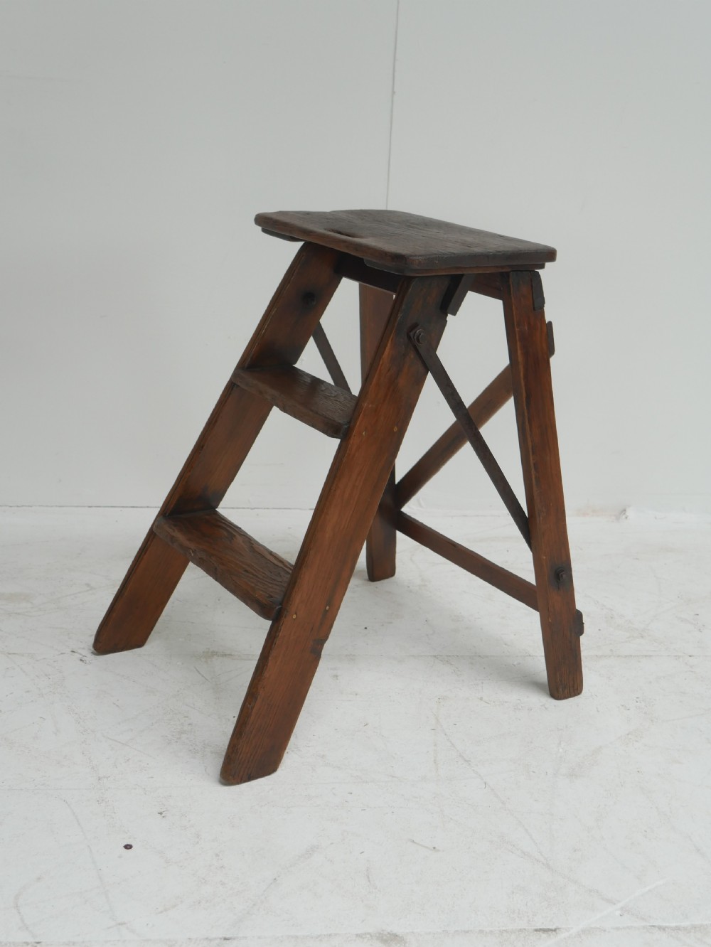 Pine Folding Kitchen Steps