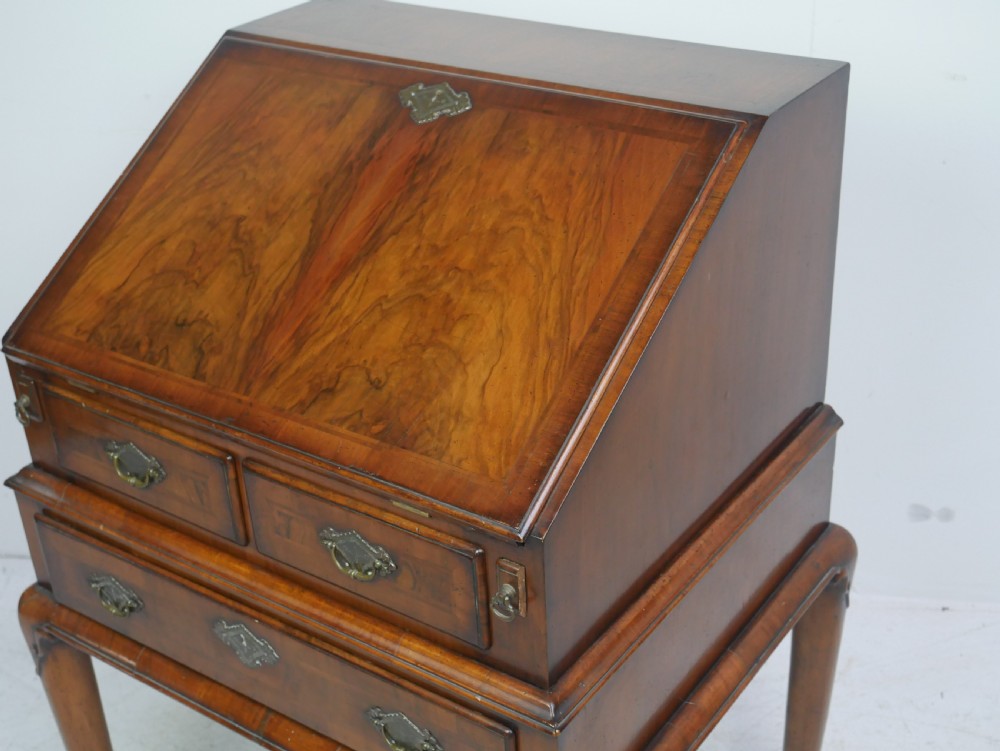 Walnut Bureau View XI