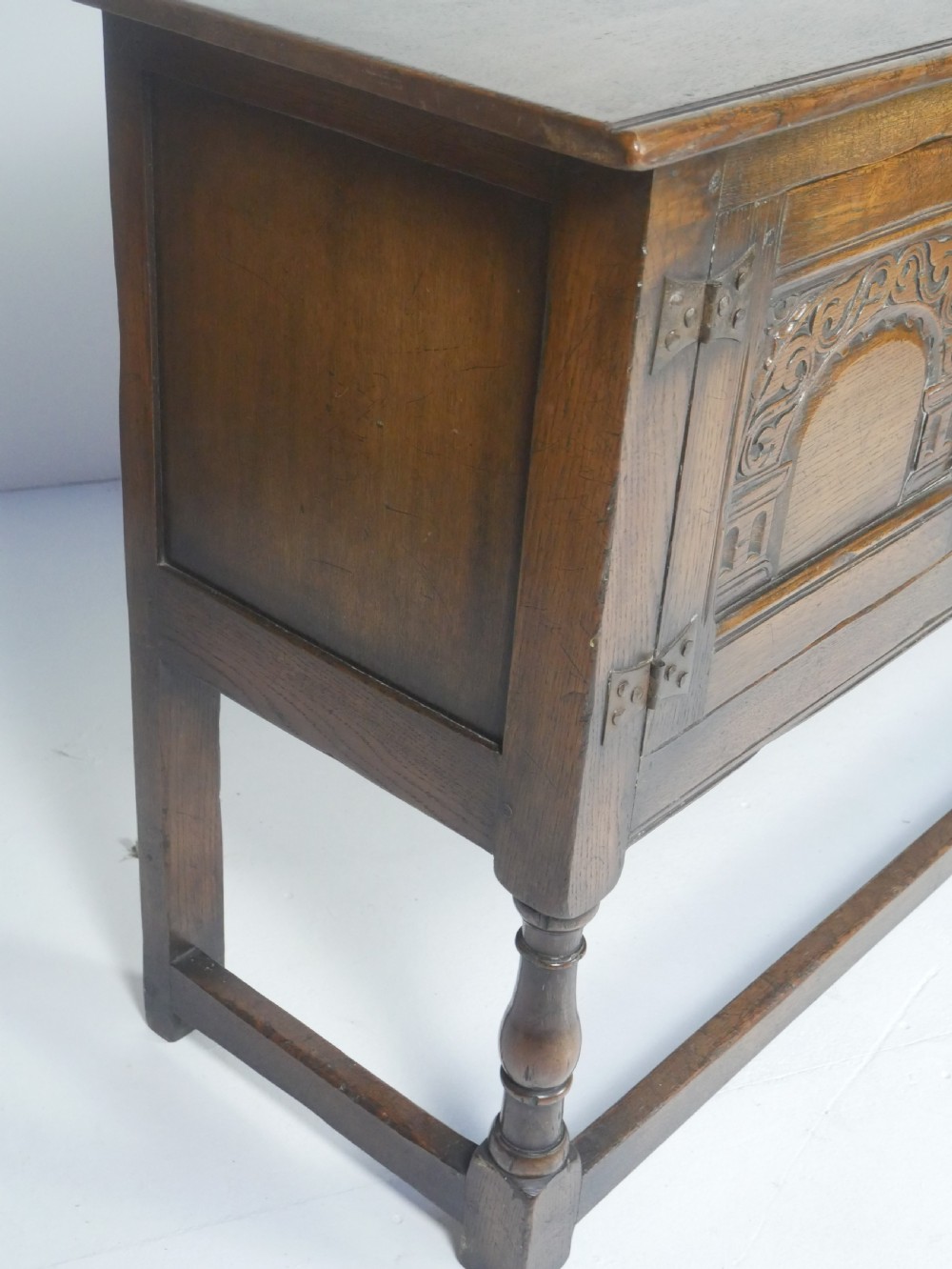 Ipswich Oak Sideboard View VII