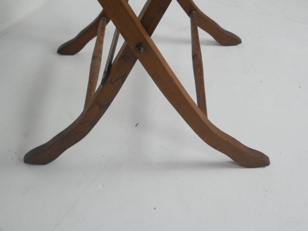 Folding Oak Games Side Table View V
