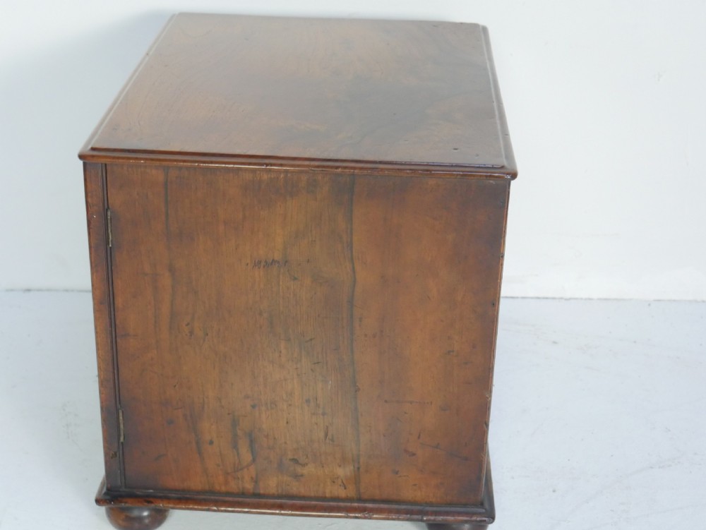 Small Apprentice Cupboard 44.cm wide View VII