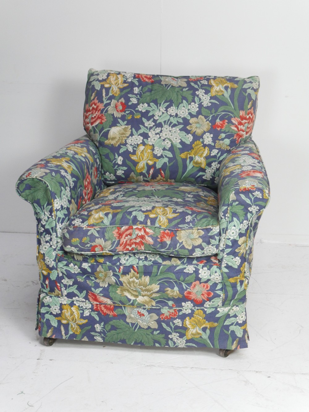 Deep Seated Armchair Loose Cover View II