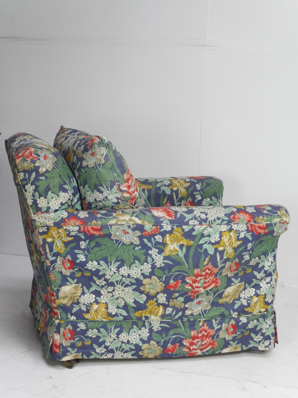 Deep Seated Armchair Loose Cover View XVII