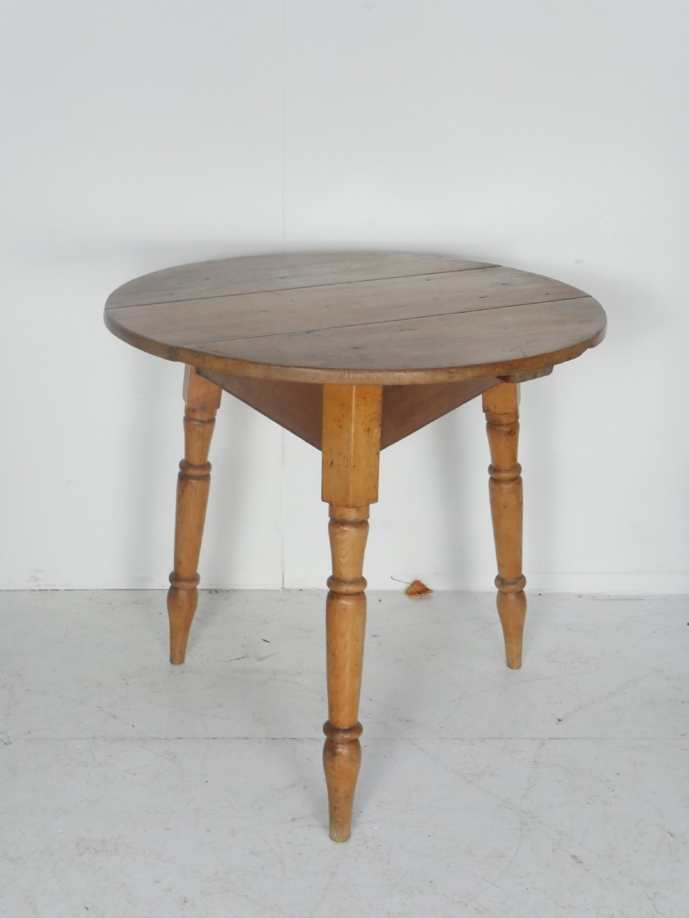 19thC Pine Cricket Table