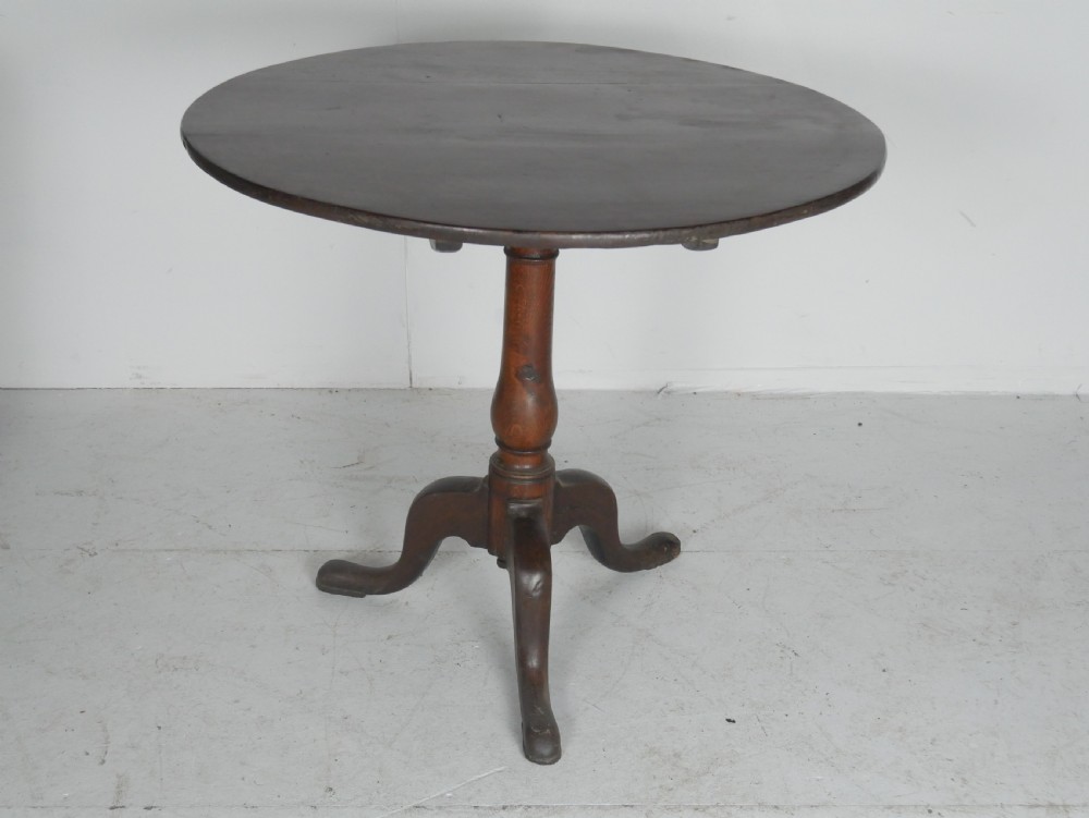 Large Georgian Oak Tilt Table 