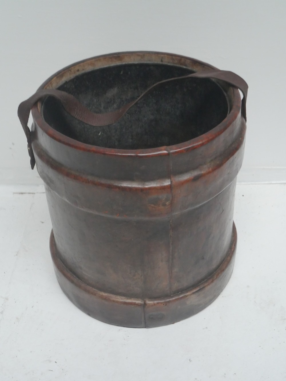 Leather Cordite Bucket View IX