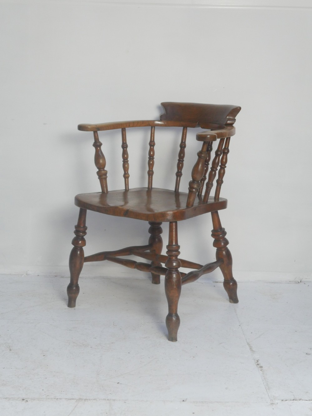 English Elm Captains Bow Chair View V