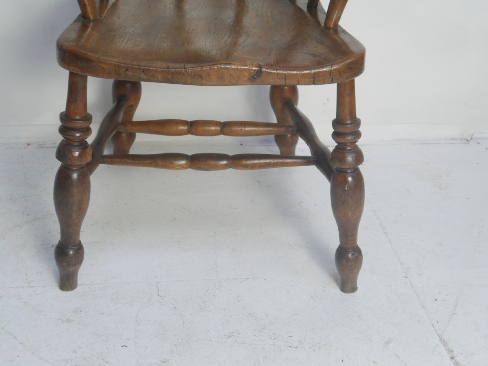 English Elm Captains Bow Chair View VII