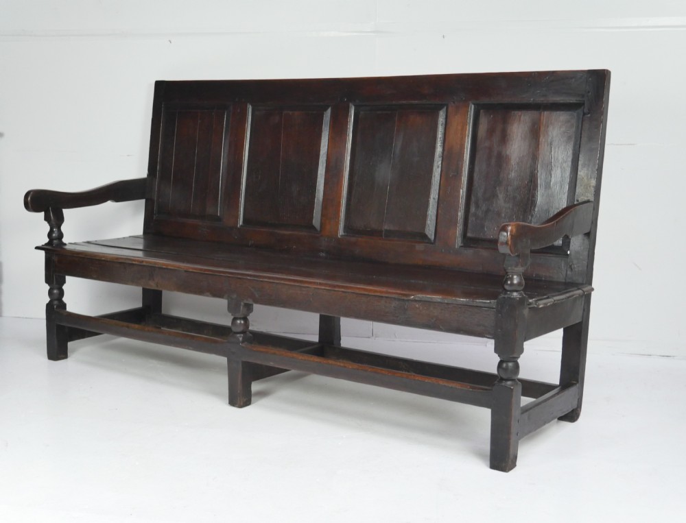 Large Oak Settle  View XIV