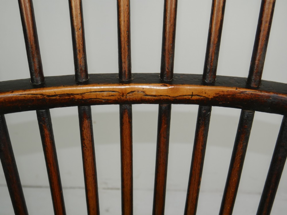 19th Century Hoop Back Windsor Chair View V