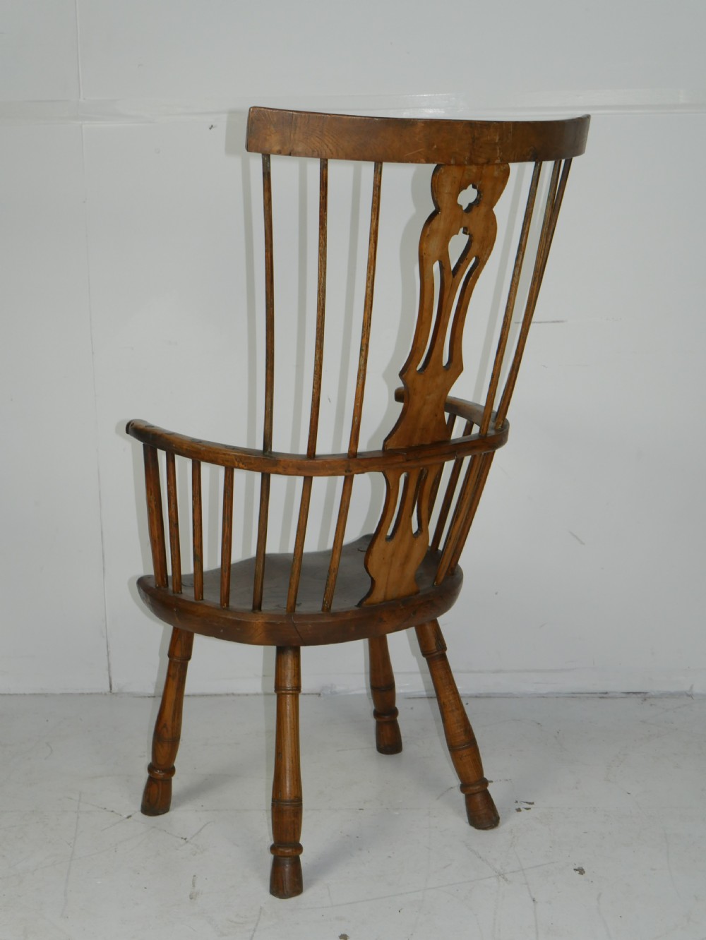Primitive Comb Back Windsor Chair View IX