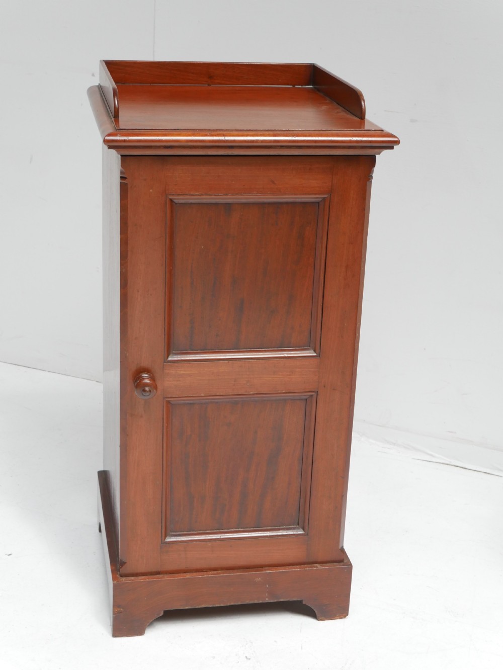 Bedside Cabinet