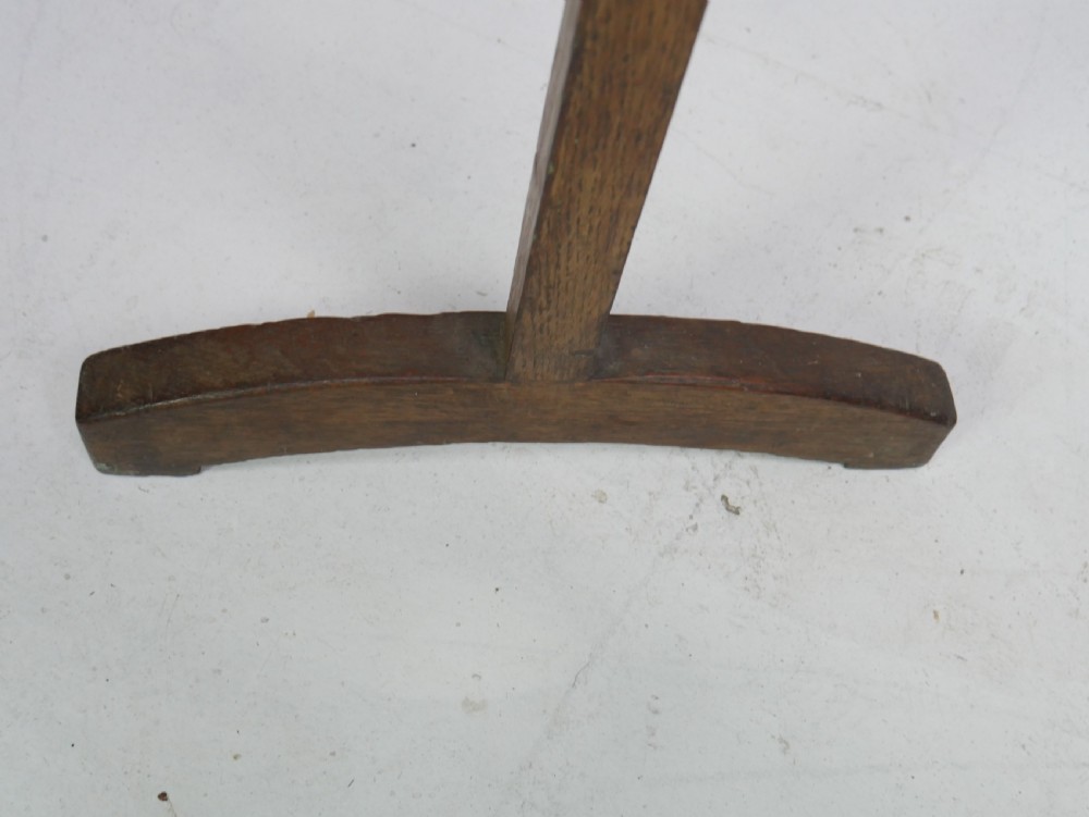 Oak Whip Stand View V