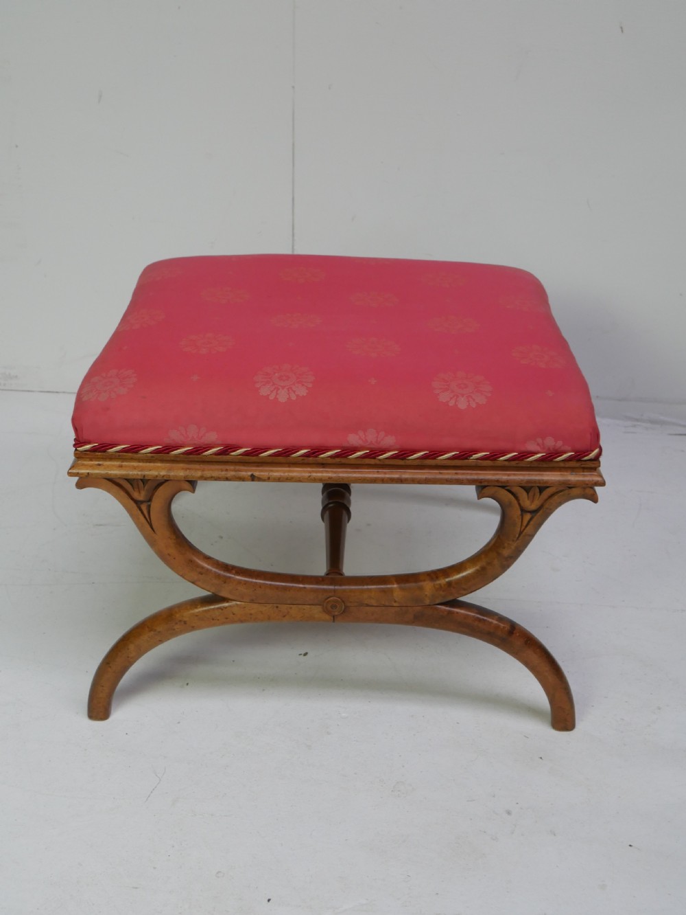 Regency Sycamore  Stool View V