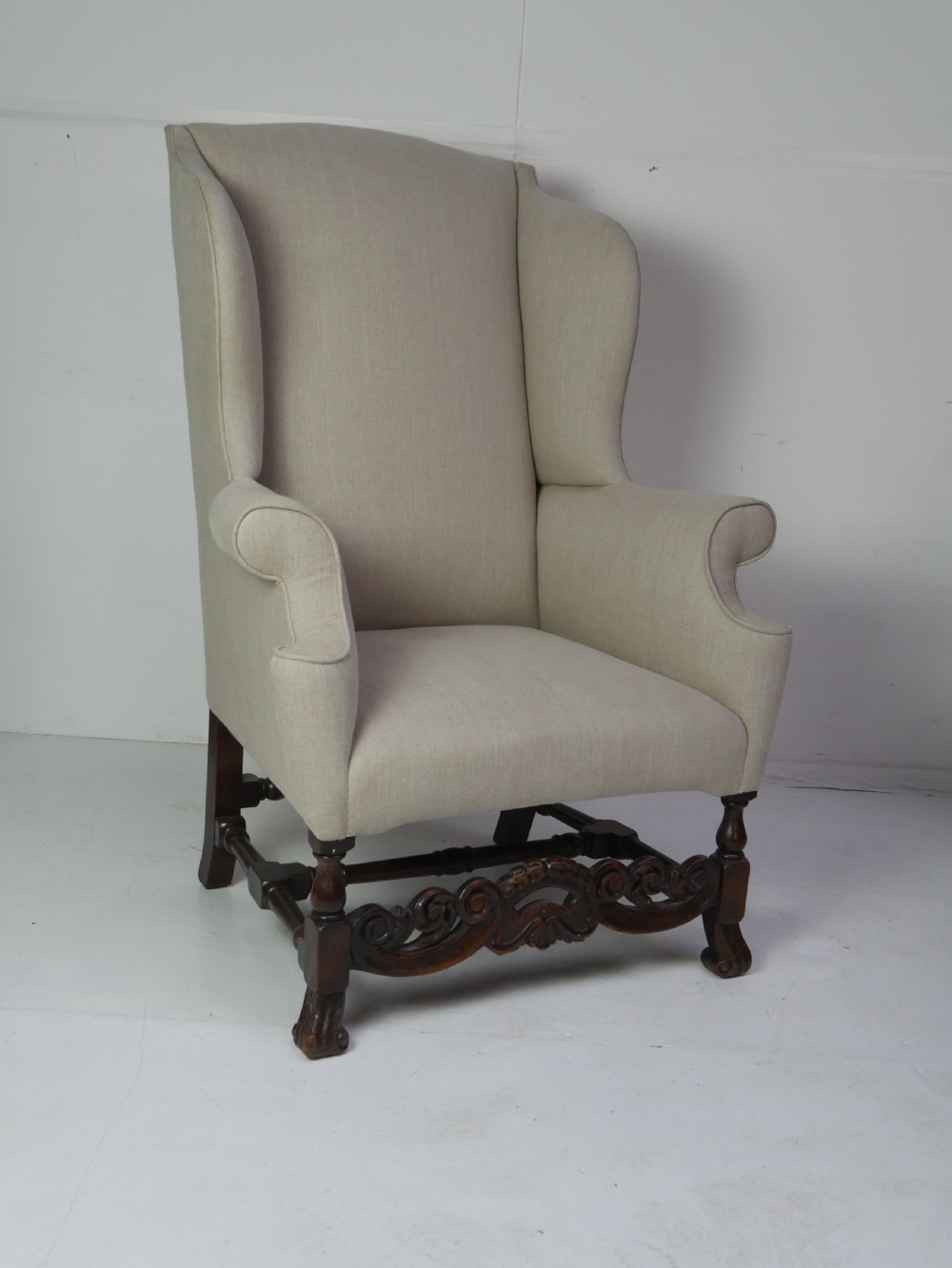 Linen Wing Armchair View XII