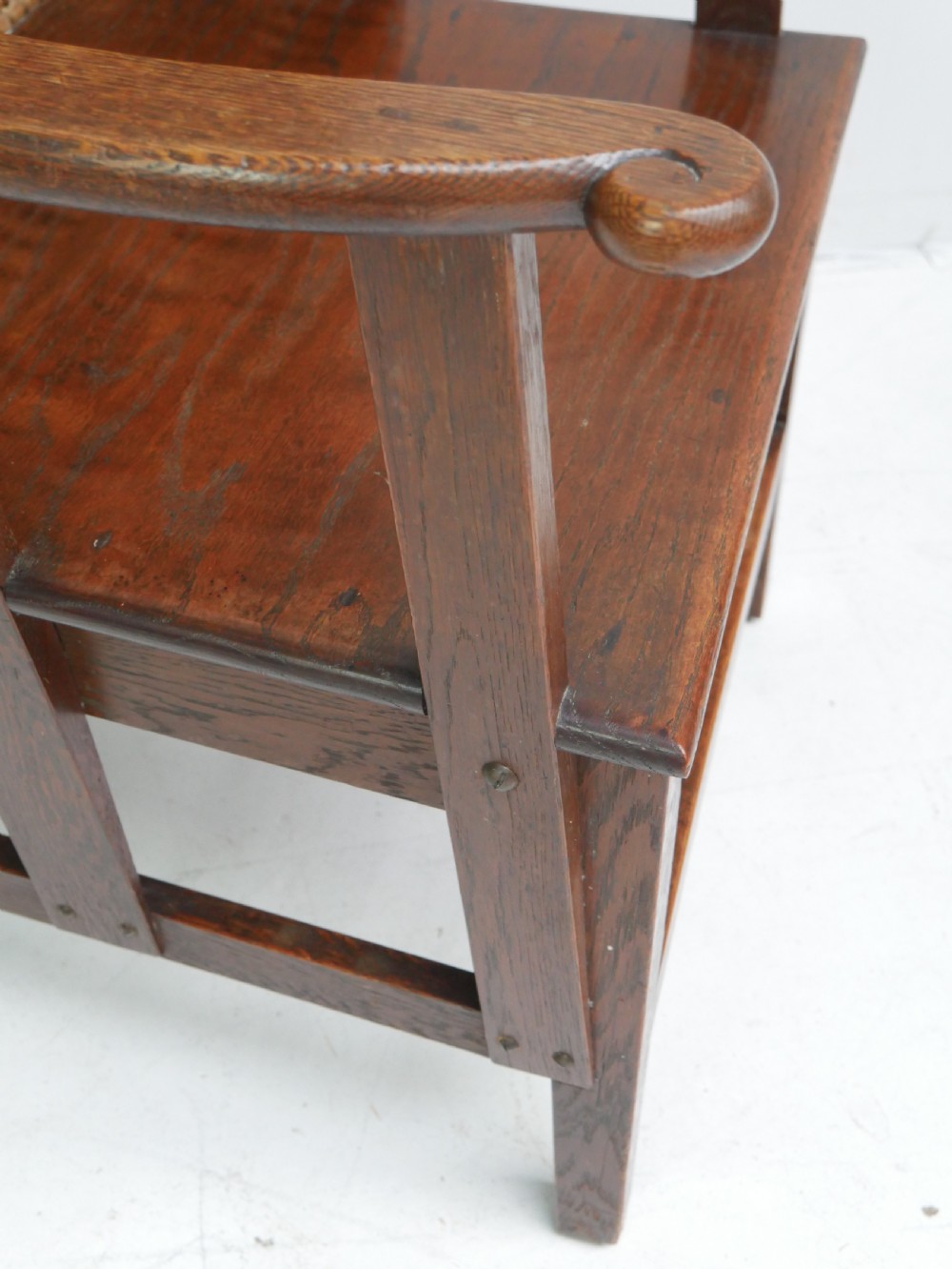 Full Size Oak Orkney Chair View V