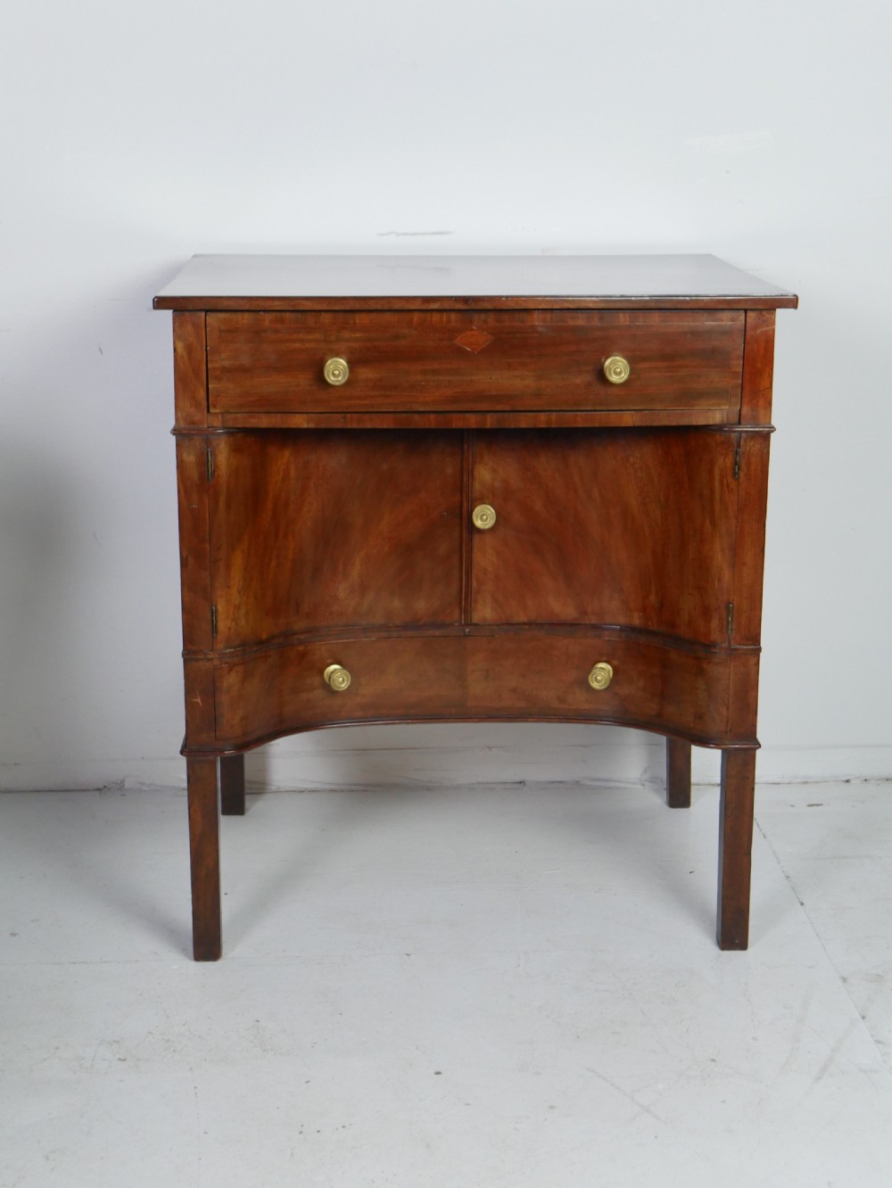 Georgian Concave Side Cabinet